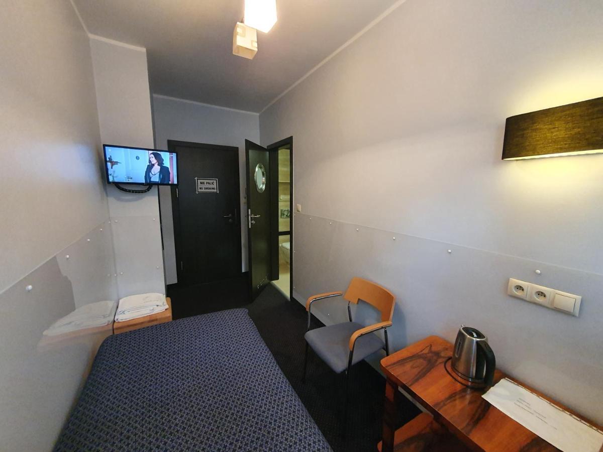 Apartamento Pentagos Poznan Exterior foto